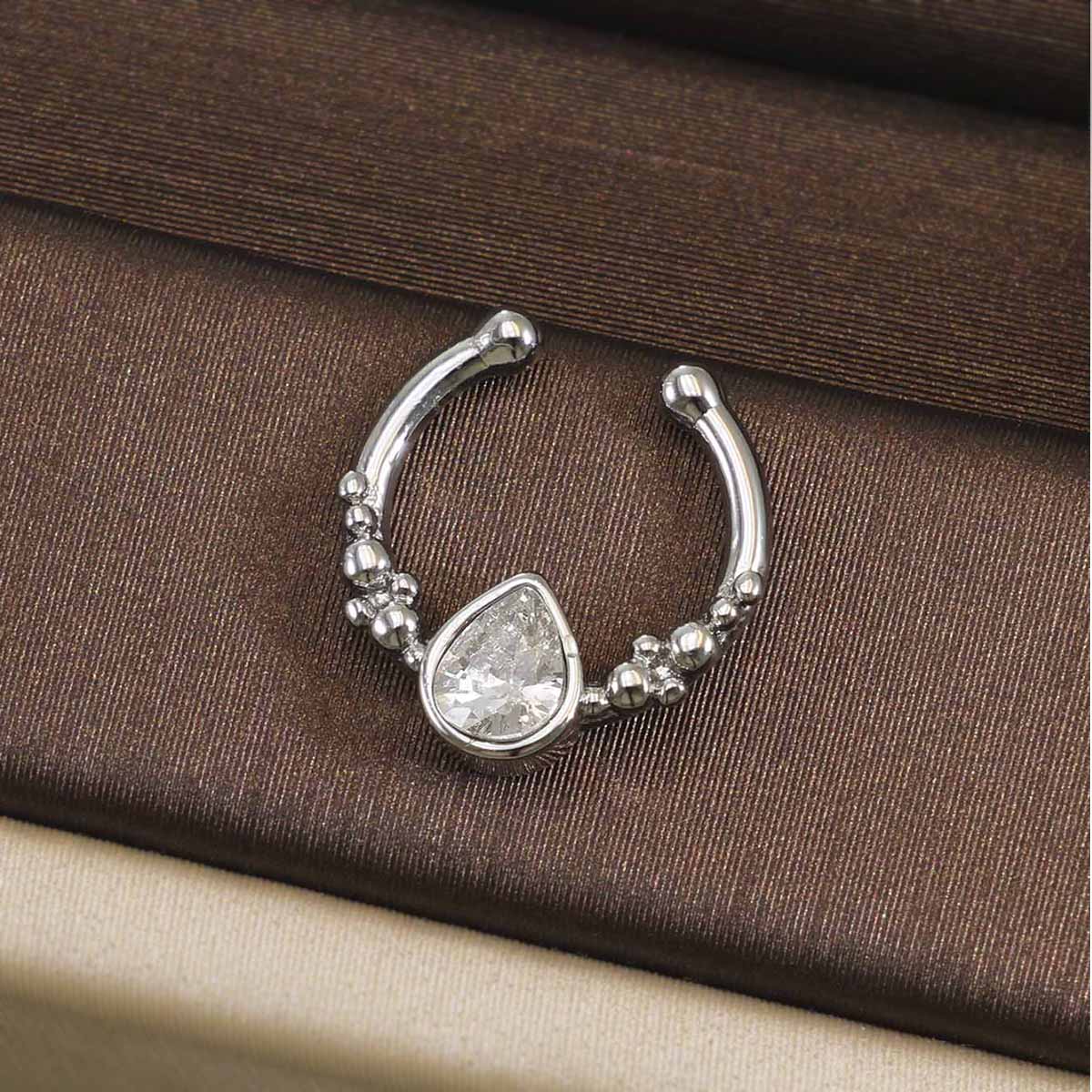 316L Stainless Steel Septum Cl - Body Jewelry Septum 评论和价格