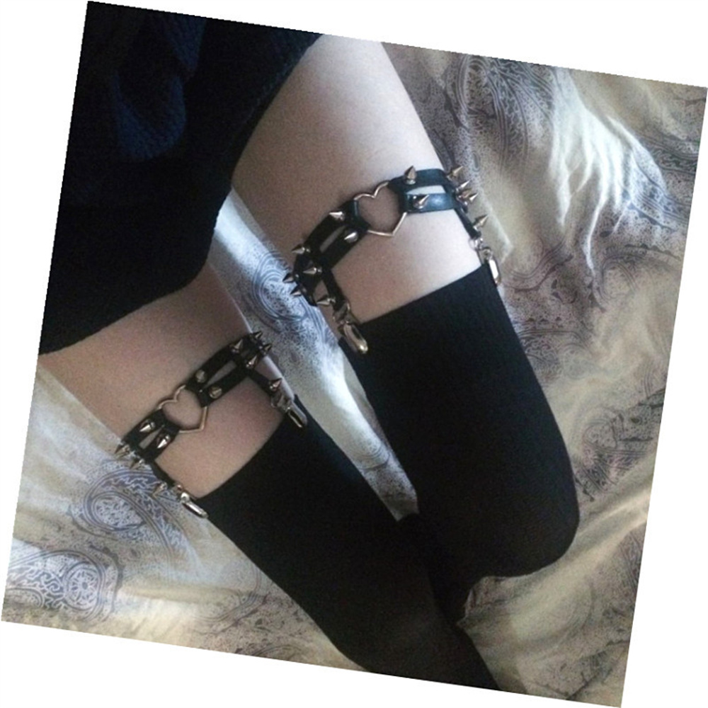 1Pcs Women Punk Goth Heart PU  - Body Jewelry Ends 评论和价格